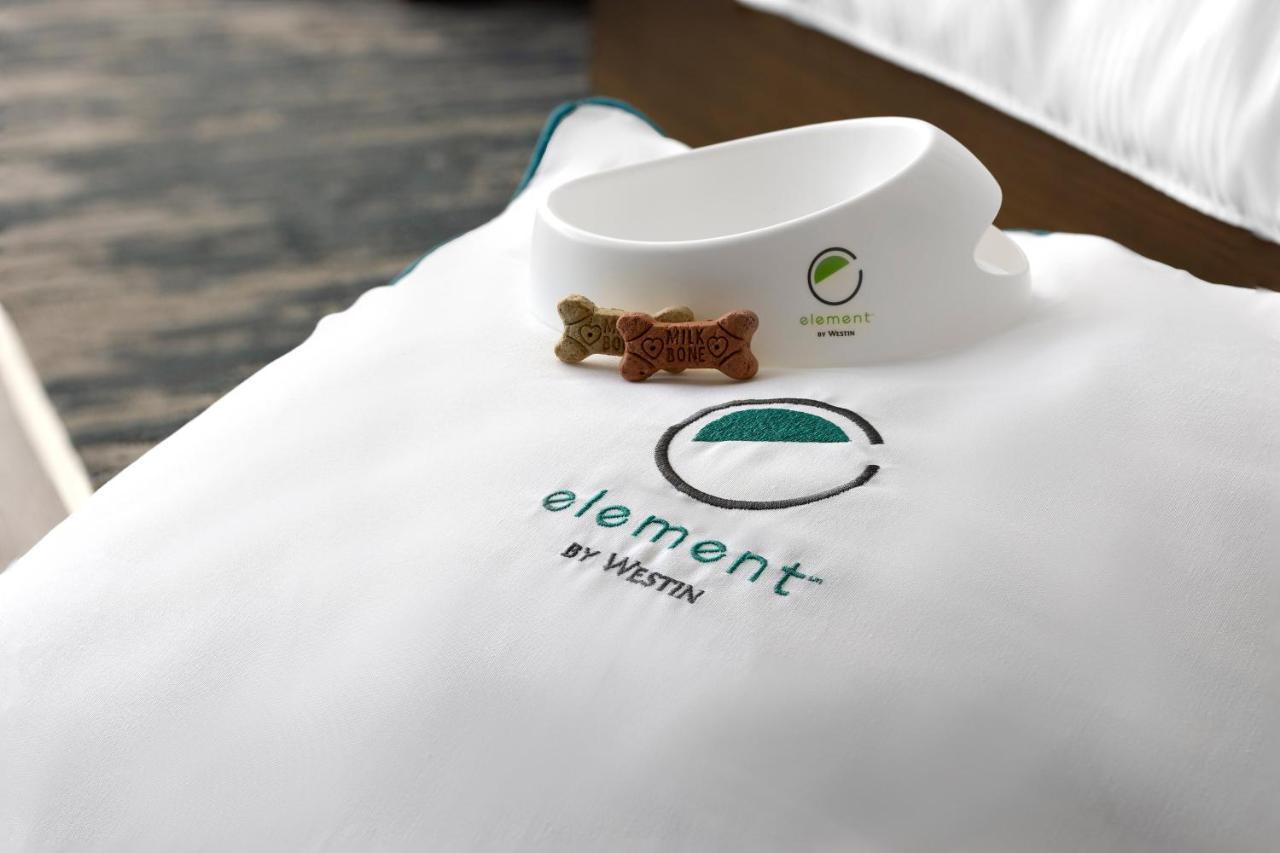 Element Anaheim Resort Convention Center Bagian luar foto